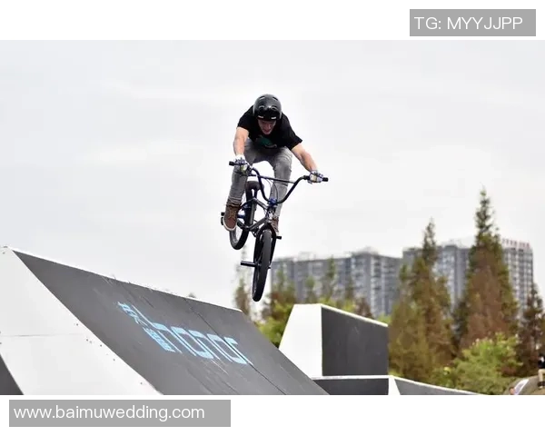 成都与西安极限运动队赛后复盘力量对决的精彩瞬间与启示