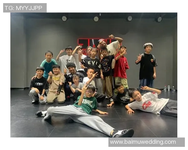 西安街舞队实力领跑最新街舞TOP10榜单引发热议 西安街舞队实力领跑最新街舞TOP10榜单引发热议