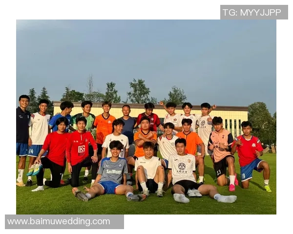 重庆足球队近期表现分析与未来发展展望探讨 重庆足球队近期表现分析与未来发展展望探讨